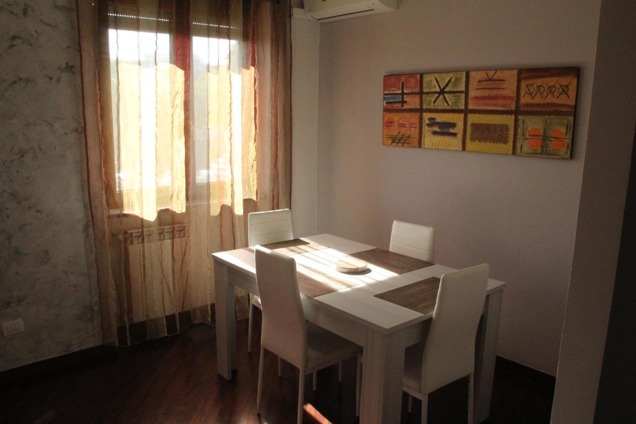 Capital House Roma Apartment ภายนอก รูปภาพ